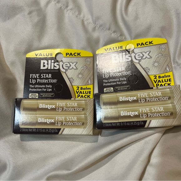Blister 2 (2 In A Pack) Five Star Lip Protector - The Ultimate For Lips - Picture 1 of 3